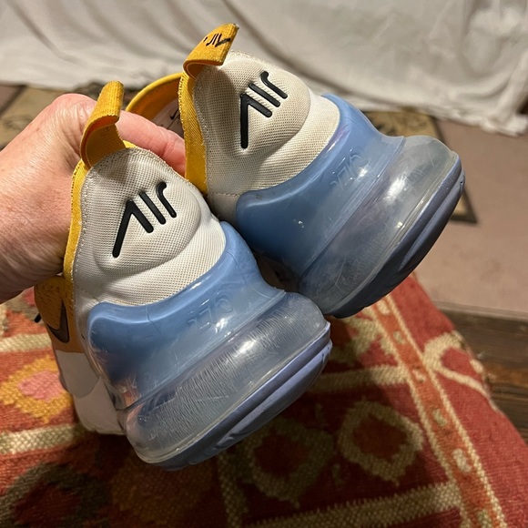 7 Mens Ladies 8.5 Nike Air Max 270 Gradient University AH8050-702 - Picture 4 of 13